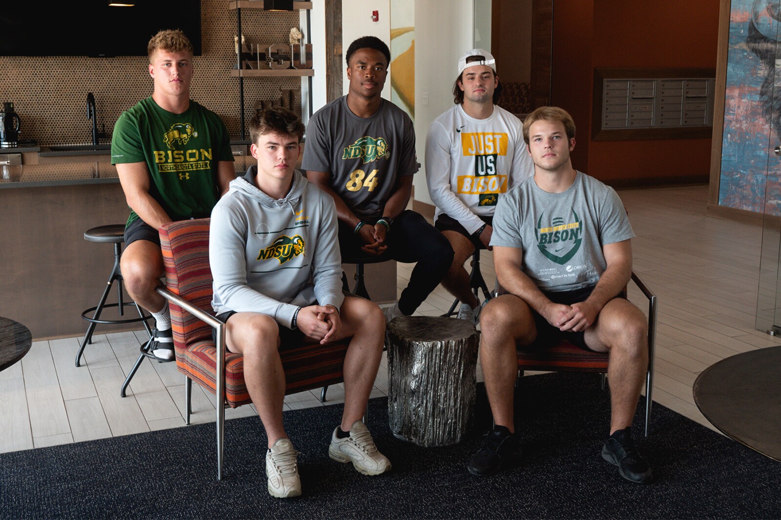 Front Page -lids shop 323.2